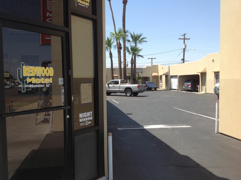 Redwood Motel Chandler Exterior photo