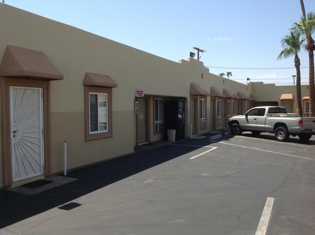 Redwood Motel Chandler Exterior photo